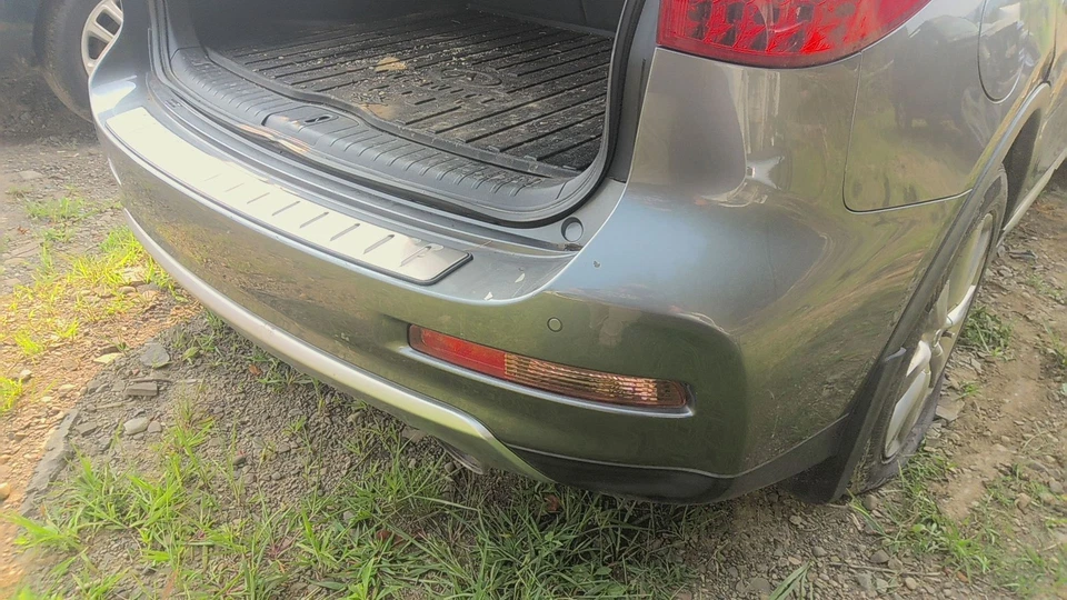 16 INFINITI QX50 Rear Bumper Scratched Graphite Shadowkad Foto 2 de 4