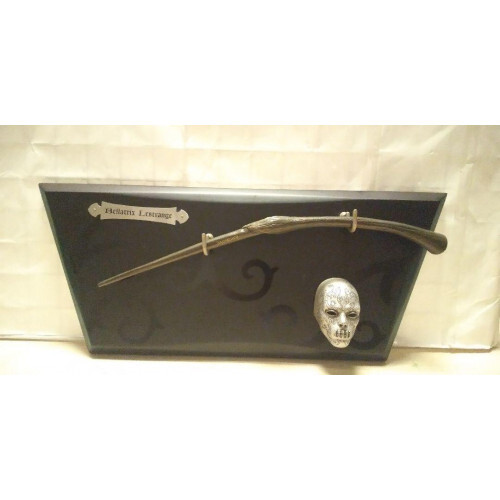 Harry Potter Noble Collection Bellatrix Lestrange Wand Display - Picture 2 of 7