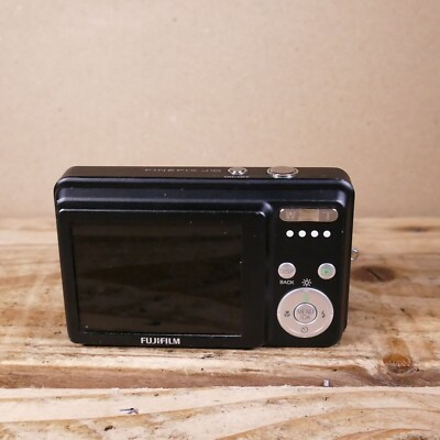 FUJIFILM FinePix J10 Digital Camera - For Spares or Repair | eBay UK
