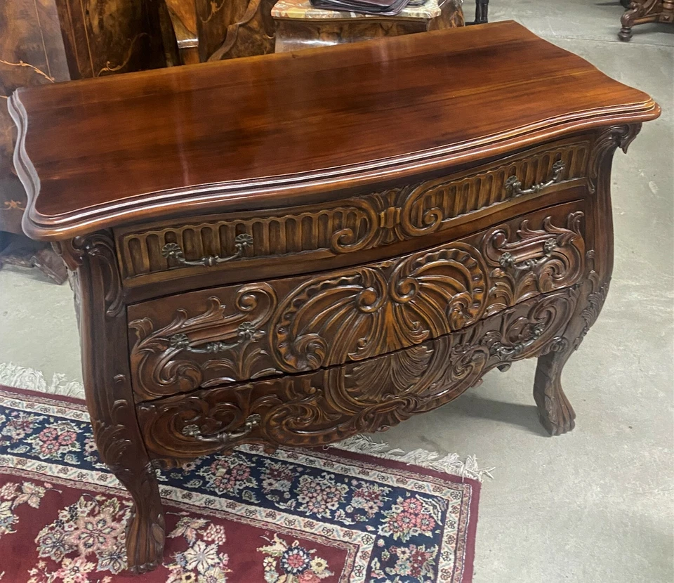 Consola cofre estilo antiguo campestre francés serpentina tallada a mano caoba Foto 4 de 4