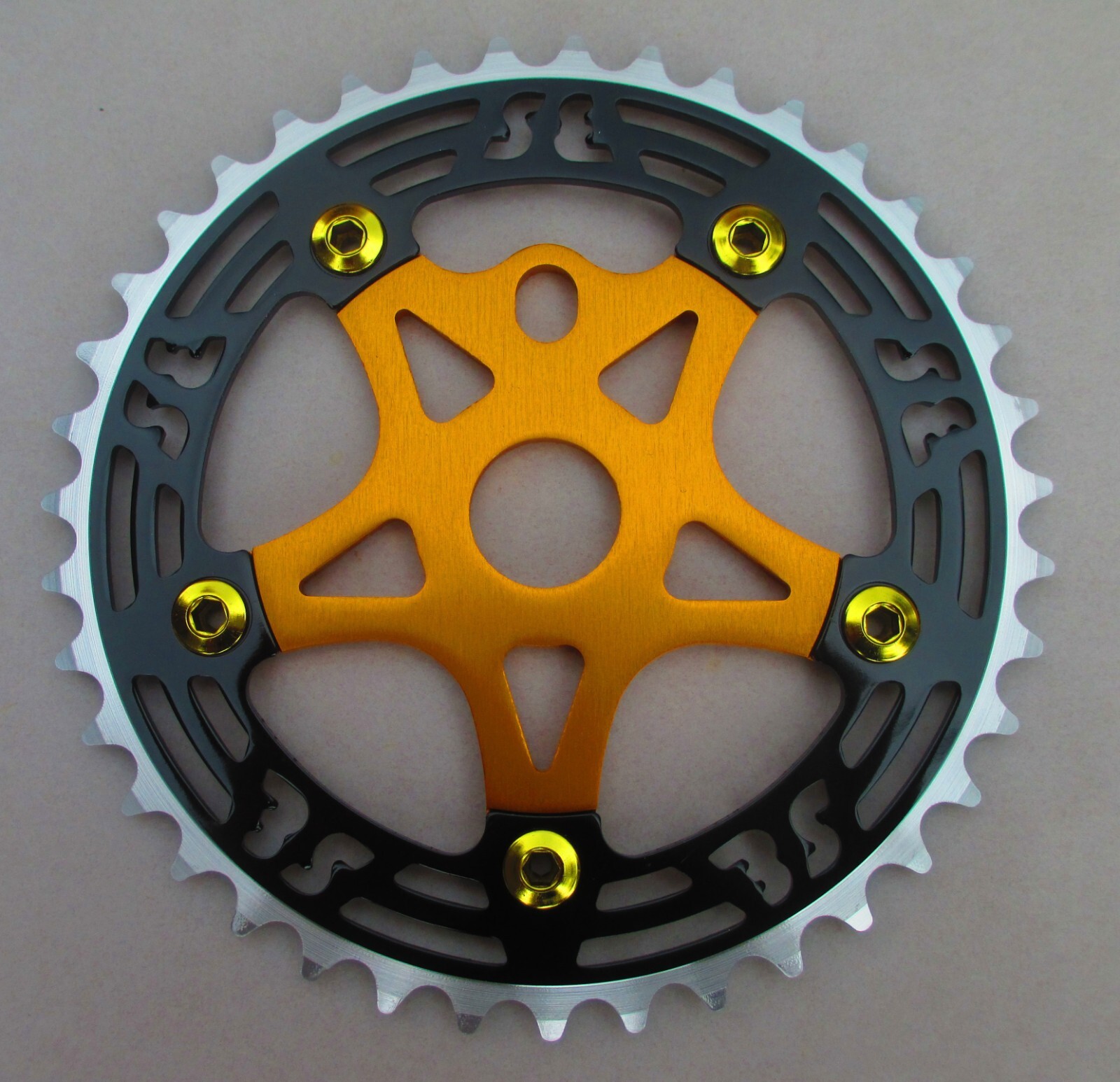 1pc 39t 1/8 Alloy W/spider With Bolts Different Colors