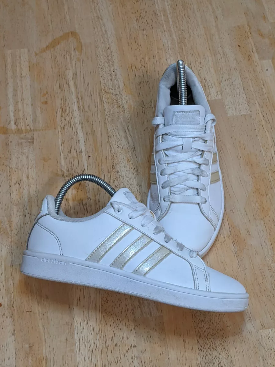 High top adidas shell hotsell toes