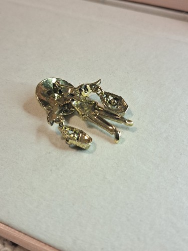 Vtg Gold Tone Asian Hat Dangle Baskets Blue Rhinestone 1.5" Brooch Pin Rare - 第 5/5 張圖片