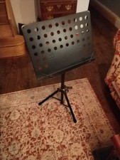 SHEET MUSIC STAND STRONG... 