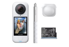 Insta360 X4 Air Starter Bundle - Lightweight 165g 8K,Invisible Selfie Stick