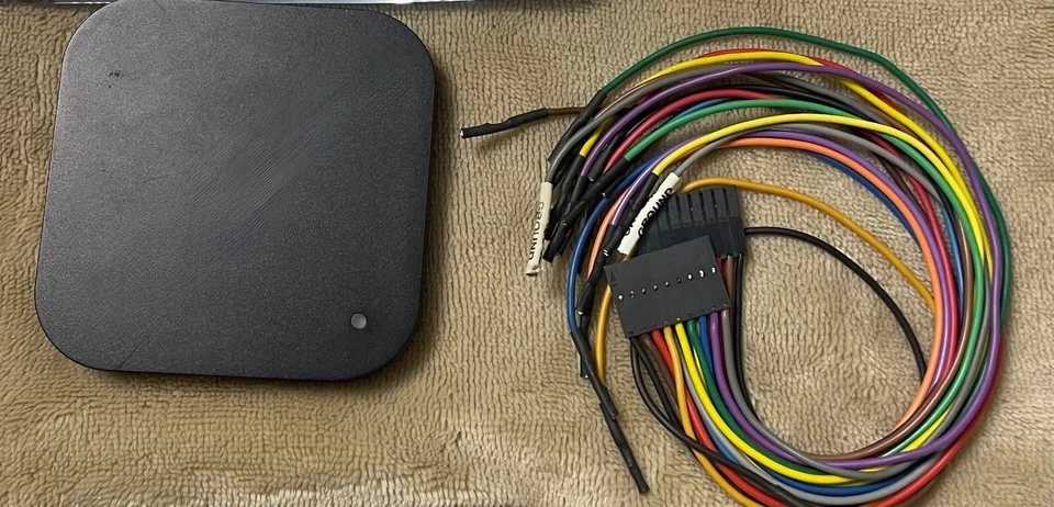 Analizador lógico USB Saleae Logic 16-16 canales con cables de sonda Foto 3 de 3