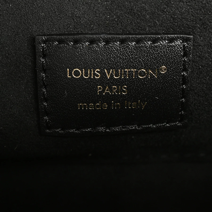 AUTH LOUIS VUITTON LOCKER DOPP KIT TRUNK CLUTCH BAG M29313 MONOGRAM REVERSE F/S image 6
