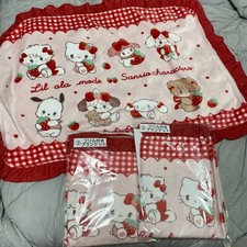 Sanrio Hello Kitty Miko Strawberry Lil ala Mode Kuji New