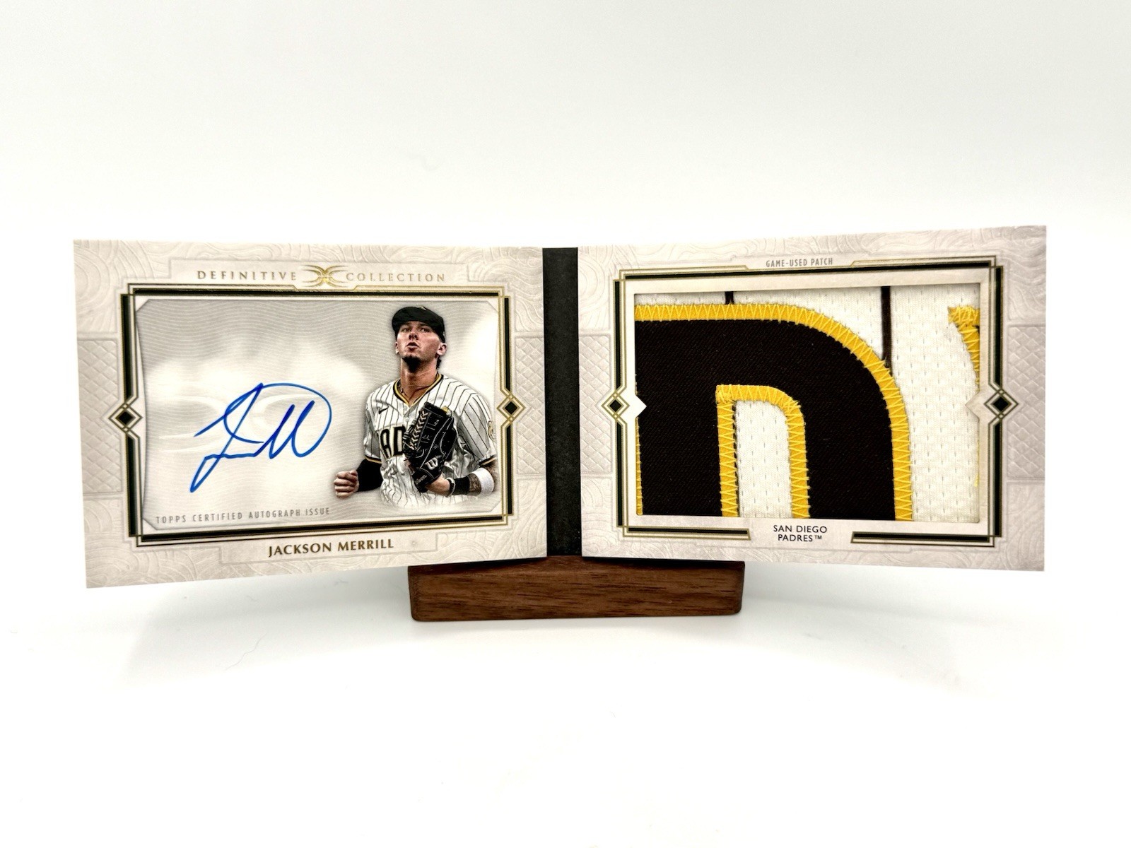 2025 Topps Definitive Jackson Merrill Auto Patch Booklet 1/5 Game Used Padres