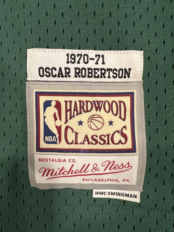 NWOT Authentic Mitchell Ness Milwaukee Bucks Oscar Robertson Jersey Mens XL - Image 2 of 4