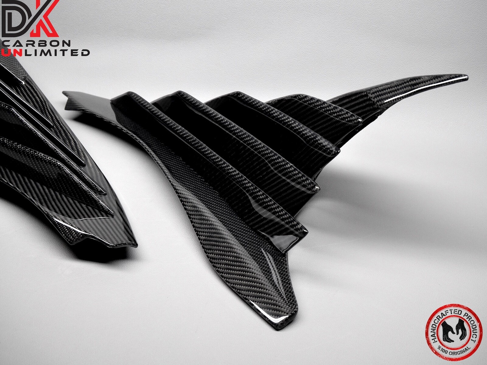 Aston Martin DBS Superleggera Gloss Finish Carbon Fiber Fender Louvres Vents
