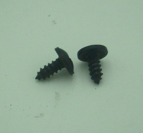 Schrauben Deckel Klappe Mittelkonsole passend für FORD MONDEO MK2 97-00