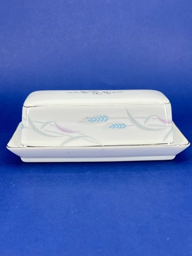 2pc Vintage Valmont China Royal Wheat Covered Butter Dish w Lid Blue Floral WOW! - Picture 5 of 24