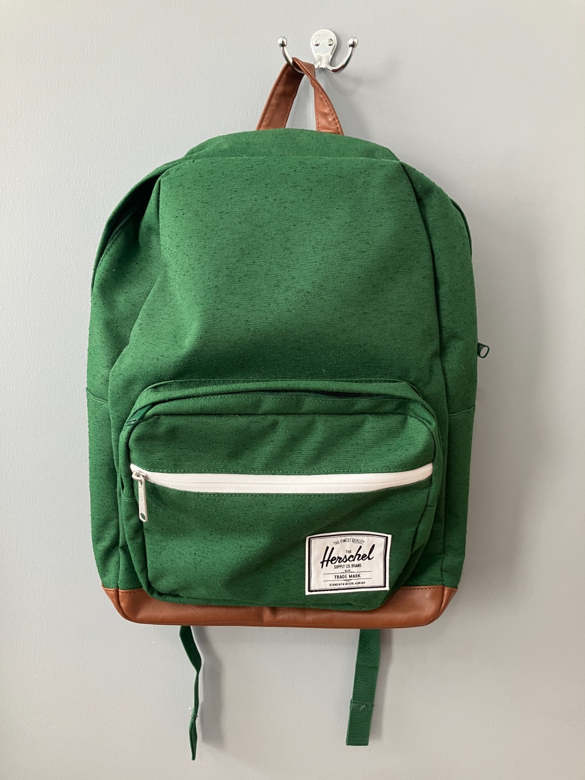 New Pop Quiz 22l Classic Green Tan Nwot