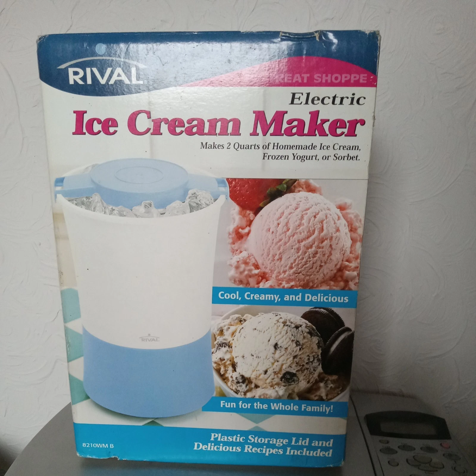 Ice Cream,Yogurt,Sorbet Maker!! Electric/ 2 Quart WHT/Blue Electric by Rival