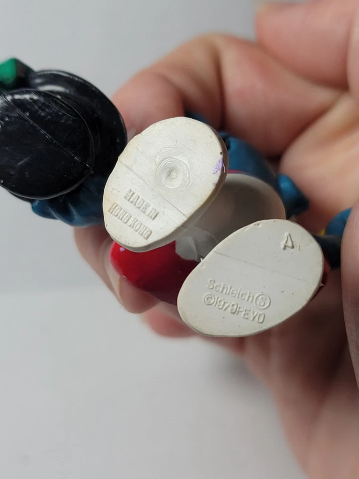 Figura Pitufo De Colección Peyo 1979 Mago Con Cabo Schleich Sombrero Azul Hong Kong Foto 4 de 4