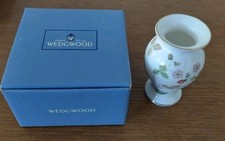 Wedgwood Wld Strawberry Vase - New In Box