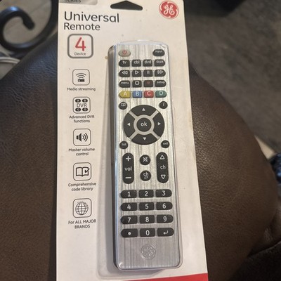 General Electric GE 33709 Universal Remote Control Silver IECR03