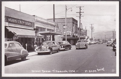 OR Tillamook RPPC c.1950 STREET SCENE Stores CARS Busy by Smith P-328C