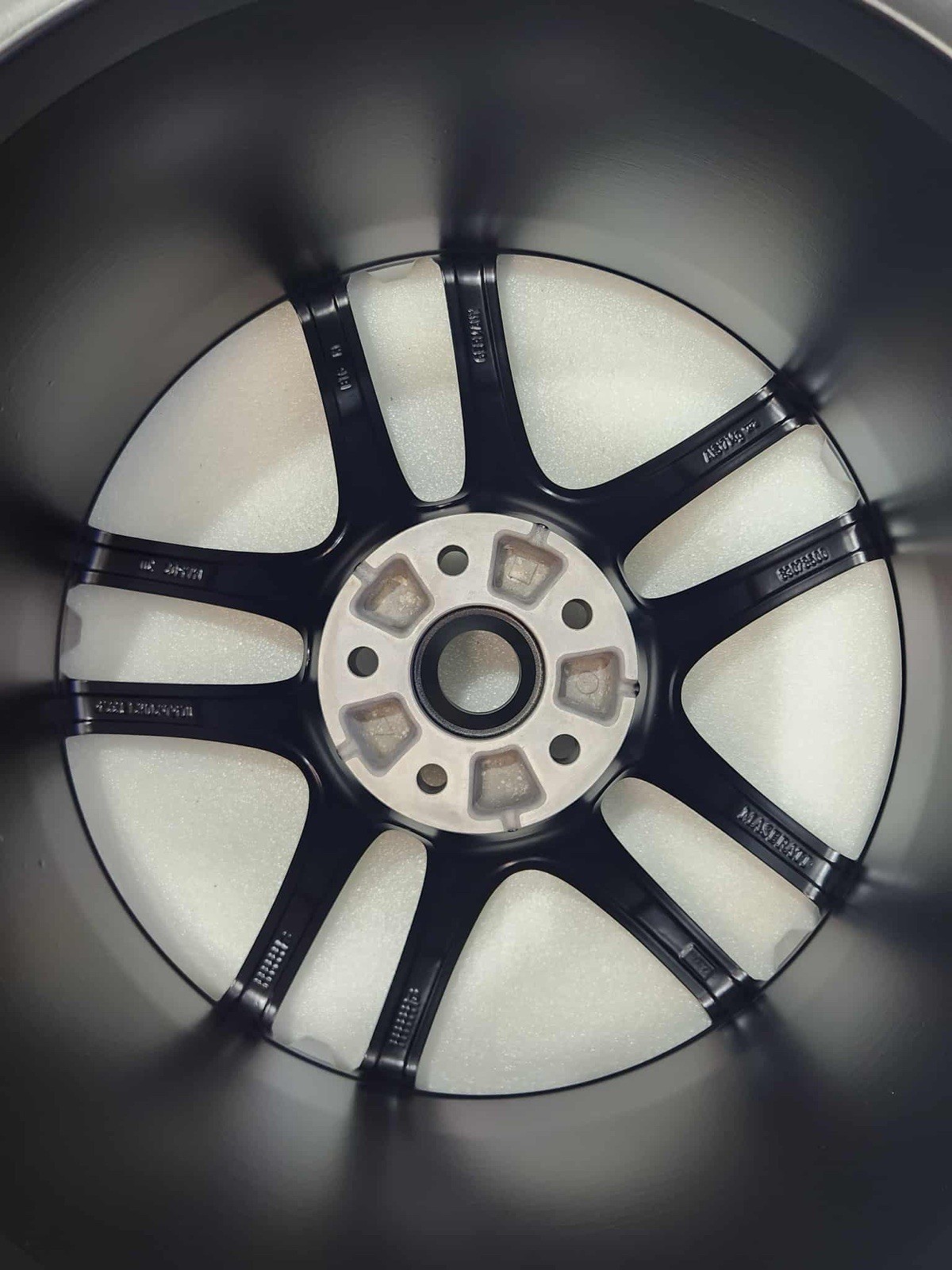 20” MASERATI GRAN TURISMO REAR SATIN BLACK Factory OEM WHEEL RIM 97085 83078500