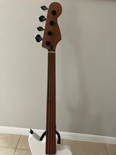 Custom fretless p bass.