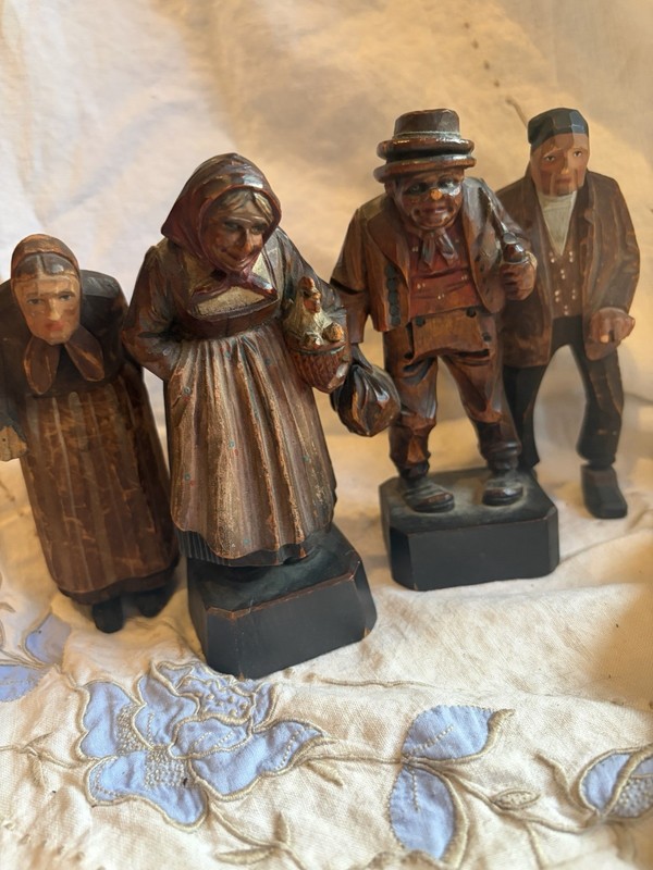 Set of 4 Carved Wood People Figurines on Bases, Brown & Black
