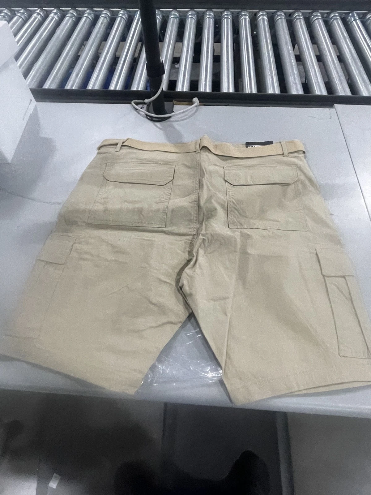 RUGGED TRAIL STRETCH FABRIC, CARGO SHORTS - SIZE: MEN 40 - KHAKI