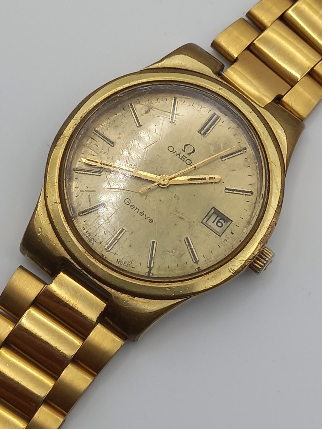 watch Movement Vintage Runs keeps Automatic Omega Geneve time 1010 calibre None - VintageWatches.PK watch Movement Vintage Runs keeps Automatic Omega Geneve time 1010 calibre None - vintagewatches.pk