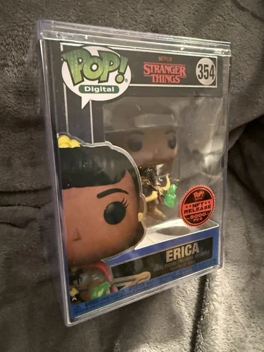 Funko Pop! Digital 354 Stranger Things Erica Ultra  w/hard Case