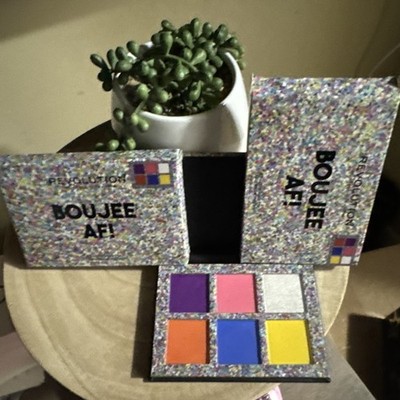 2 Pack-Makeup Revolution - Power Shadow Palette - Boujee AF!