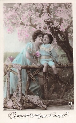 CP UNDER TREE FLOWERS MOM ELEGANT AND BOY BARRIER - HOW NOT TO LOVE YOU