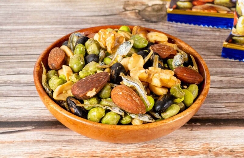 VIVA] Assorted Nuts, Snack Mix 20g x 8 pcs / pack 萬歲牌 什錦堅果