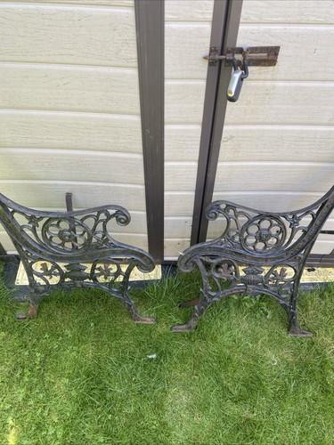 A PAIR OF CAST IRON BENCH ENDS - Picture 5 of 5