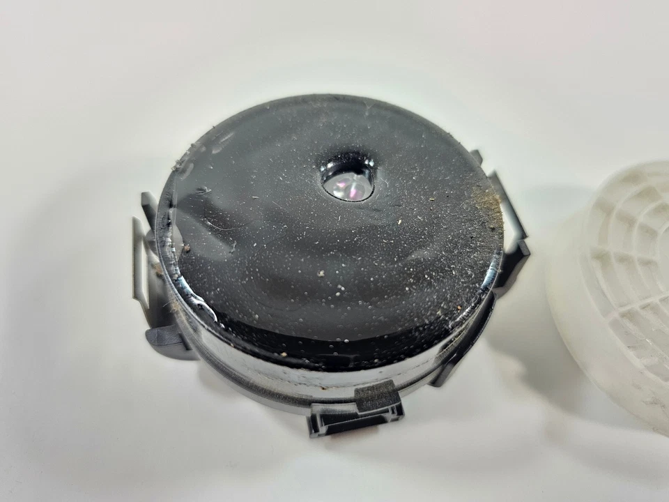 08 09 10 BMW 535 528Xi 530i E60 WINDSHIELD RAIN SOLAR LIGHT SENSOR 9254026 OEM - Image 2 of 4