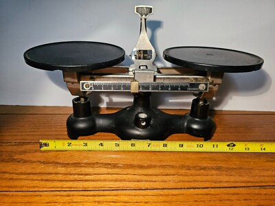 VINTAGE WELCH BALANCE SCALE 10 GRAMS WORKING