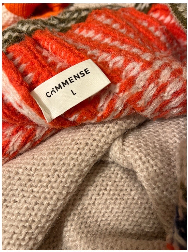 COMMENSE Caesar Palace Chunky Knit Oversized V-Ne… - image 12