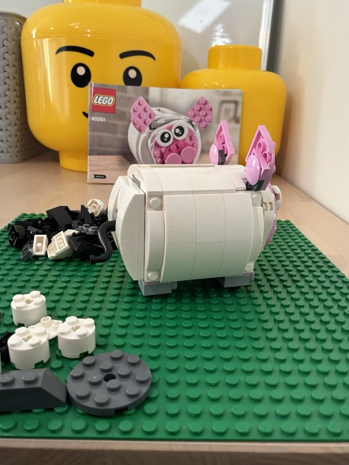 LEGO Creator 40251 Mini Piggy Bank, photo 4 of 5