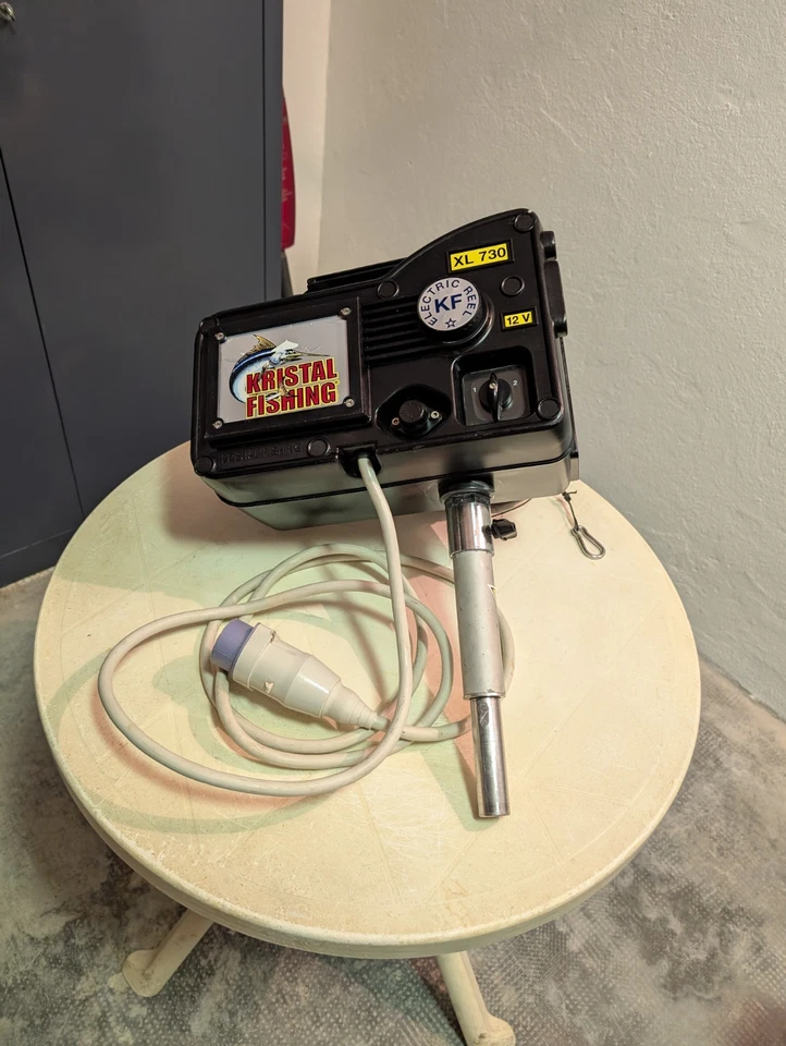 mulinello elettrico Kristal Fisching, colore nero, poco usato  - Immagine 2 di 4