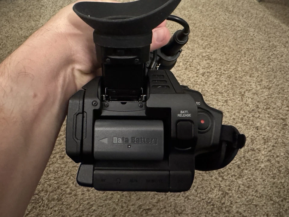 JVC GY-HM170U 4K Camcorder with Bag, Microphone, Charger, and Battery - Image 4 of 4