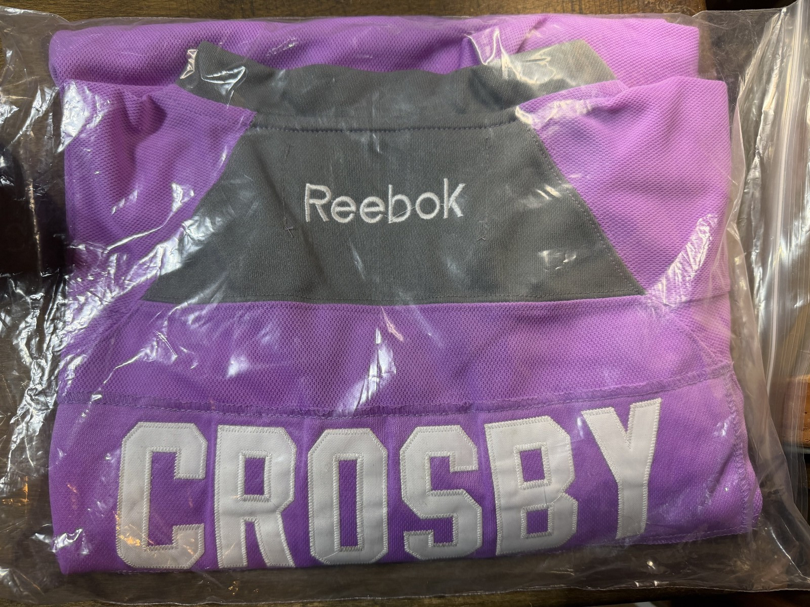 Sidney Crosby Signed Reebok Hockey Fights Cancer Penguins Jersey PSA DNA Auto view 2