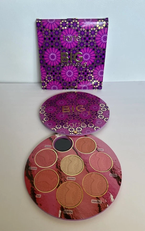 TARTE-Big Blush Book 3 Eight (1) Blush Compacts One (1) Missing. NEW In Box - Image 3 of 4