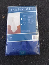 Bed Bath & Beyond Blue Table Cloth 70x104 Oblong Oval Seats 8-10 Wide Width NEW