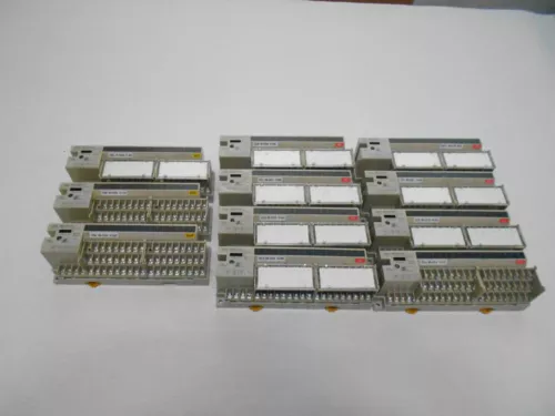 Omron Remote Terminal  (8x)SRT2-ID16T1  (3x)SRT2-OD16T1