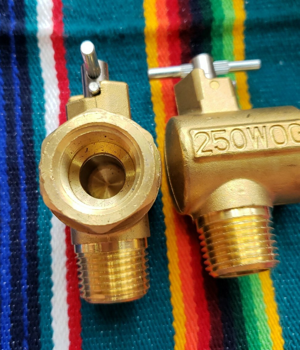 2 Dynacraft XV590P-8 Brass Ball Valve 1/2 in 250 WOG Drain Cock