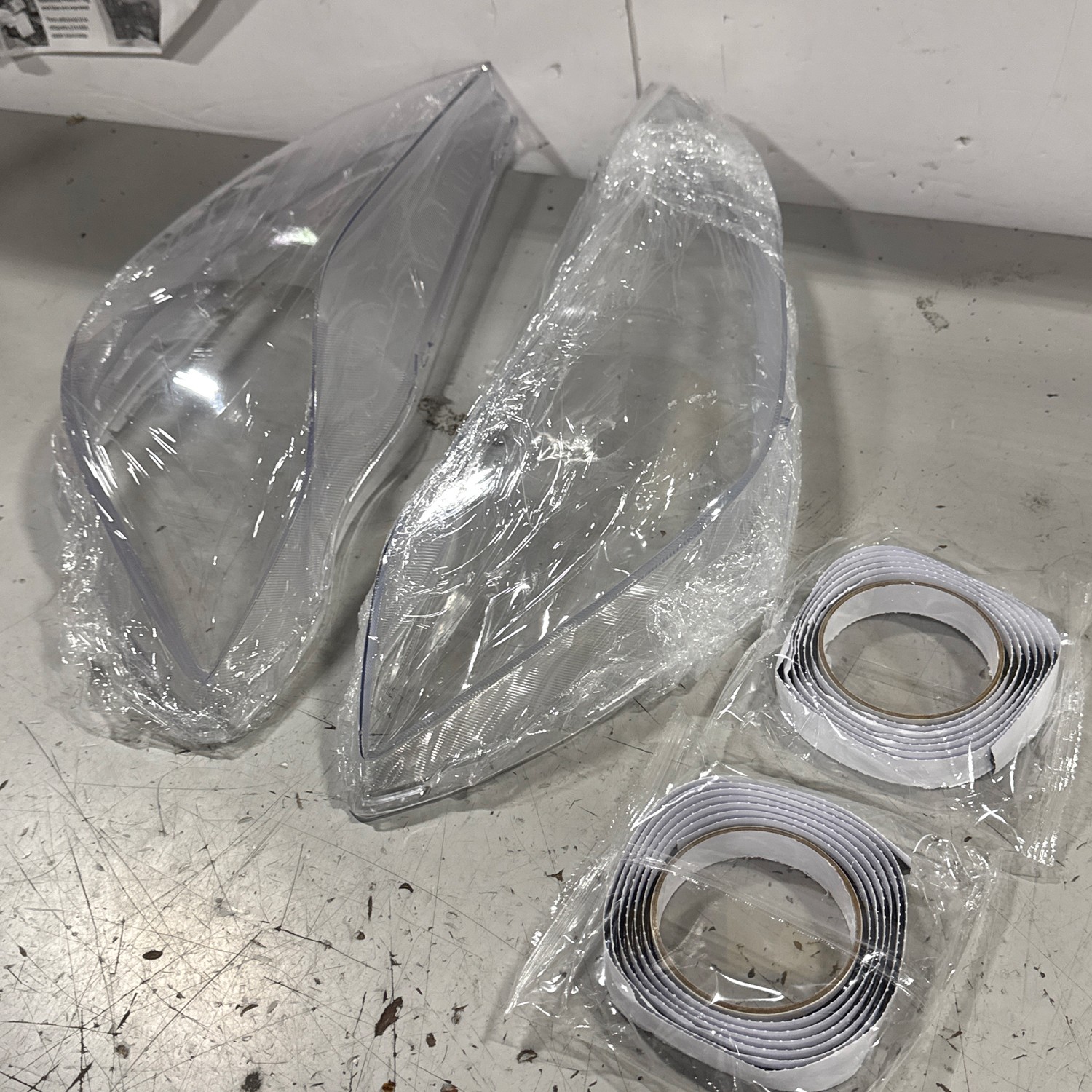 Maserati Ghibli 2014-2022 Front Right Headlight lens