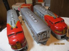 Lionel Post War O Gauge Santa Fe F-3 ABA DIesel Locomotive Set #2343 Tested Runs