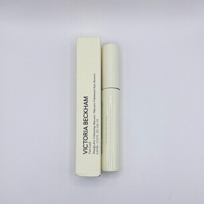 Victoria Beckham Vast Lash MascaraSmudge-proof and Volumising in Black
