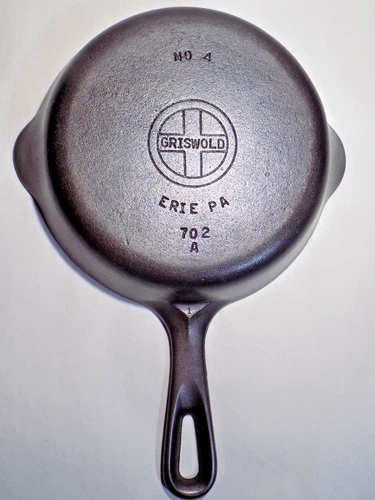 A++ 100% FLAT Griswold No.4 702A Cast Iron Skillet-Restored-Glassy