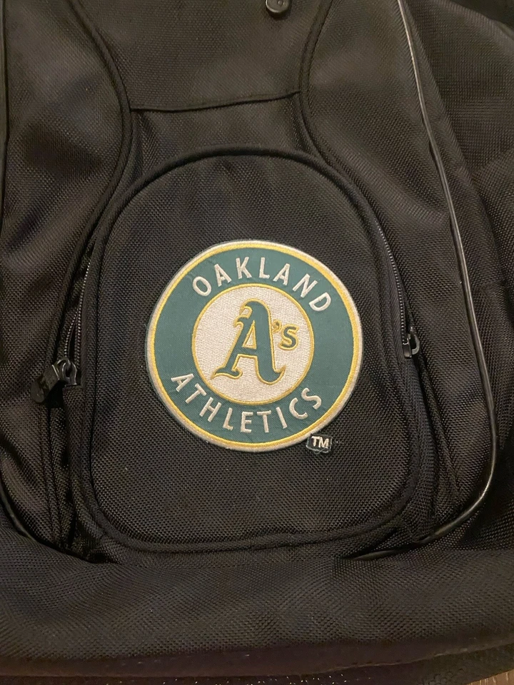 MOJO Licensing L704 19" Premium Mochila para Laptop Resistente Foto 3 de 4