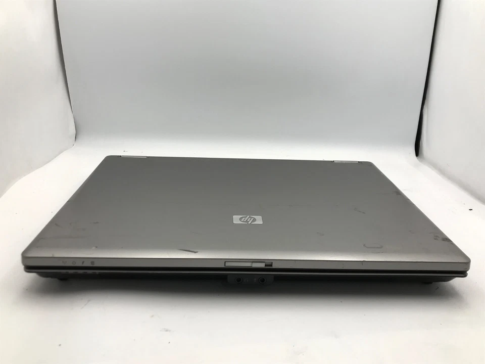 HP Compaq 6730b 15.4" Laptop Intel Core 2 Duo 2Gb RAM- Bad Keyboard - MZ - Image 3 of 4